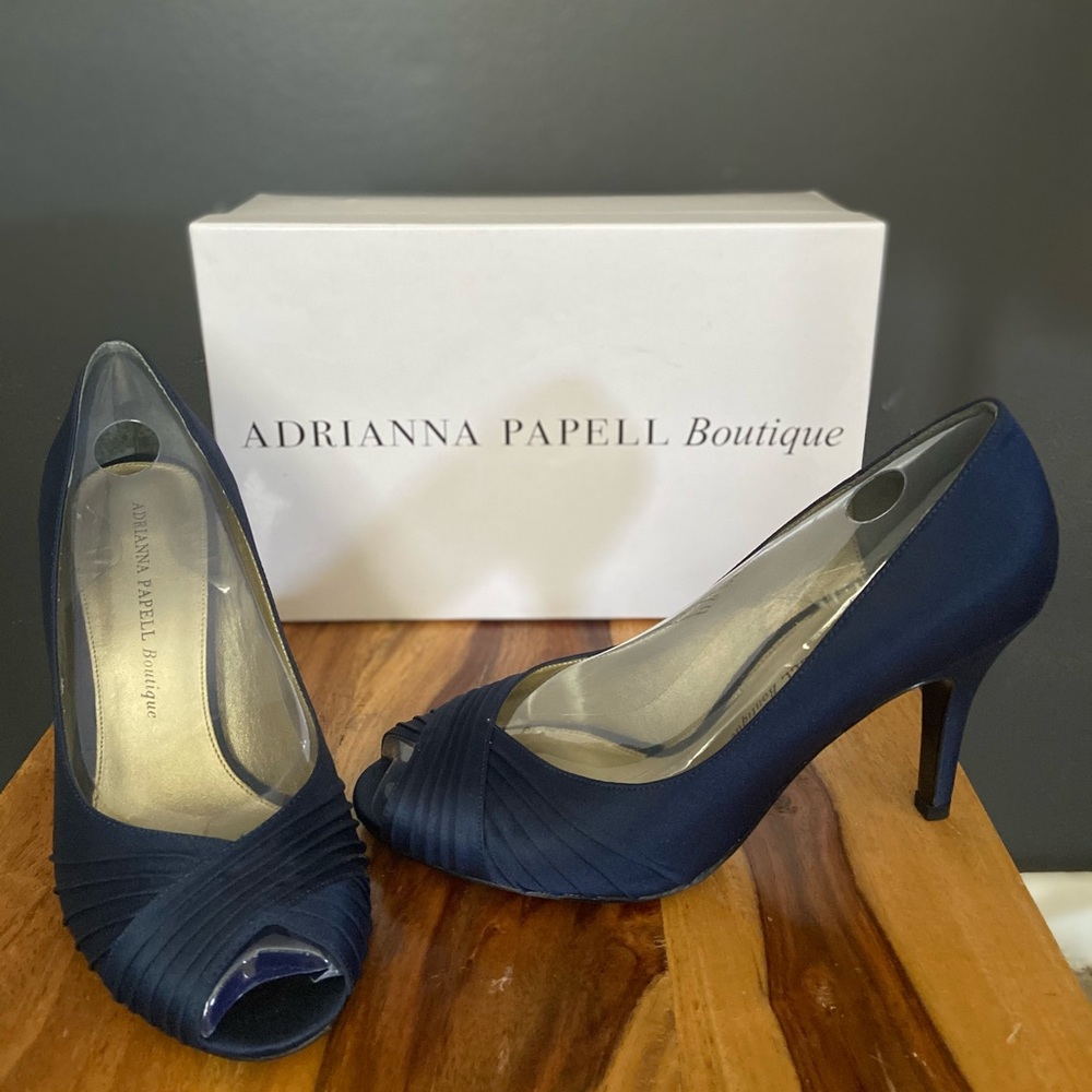 adrianna papell heels